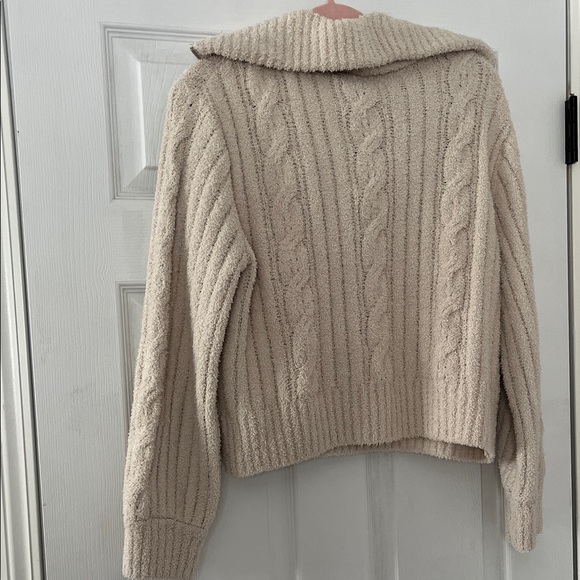 Jessica Simpson Cream Cable Knit Cowl Sweater - Picture 3 of 3